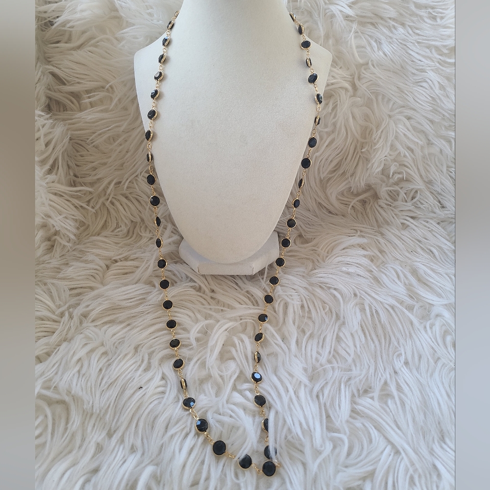 Vintage Swarovski Black and Gold Toned Necklace-Excellent Condition